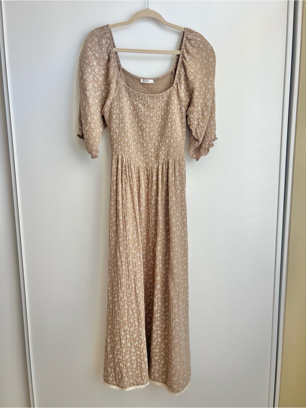Neuflora Loveland Brown Floral size Medium